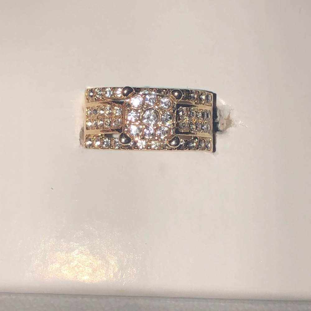 Fashion channel style ring.